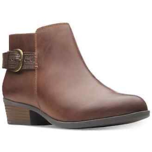 Clarks Collection Women's Brown Addiy Kara Booties! - Picture 1 of 8